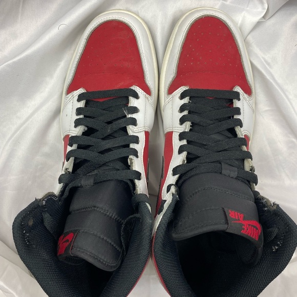 Jordan Retro 1 HIGH “Carmine” size 10.5 - Picture 12 of 16